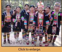 Picture of Hani minority girls from Xishuangbanna